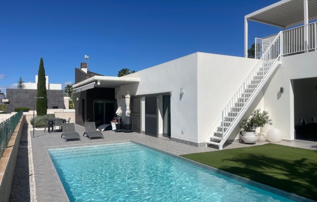 Chalet independiente - Venta - San Fulgencio - 6046