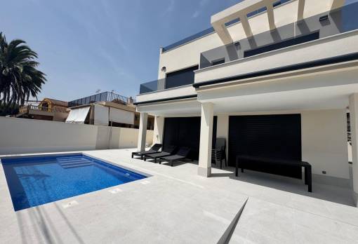 Detached house - Sale - Guardamar del Segura - Urbanization Buenavista
