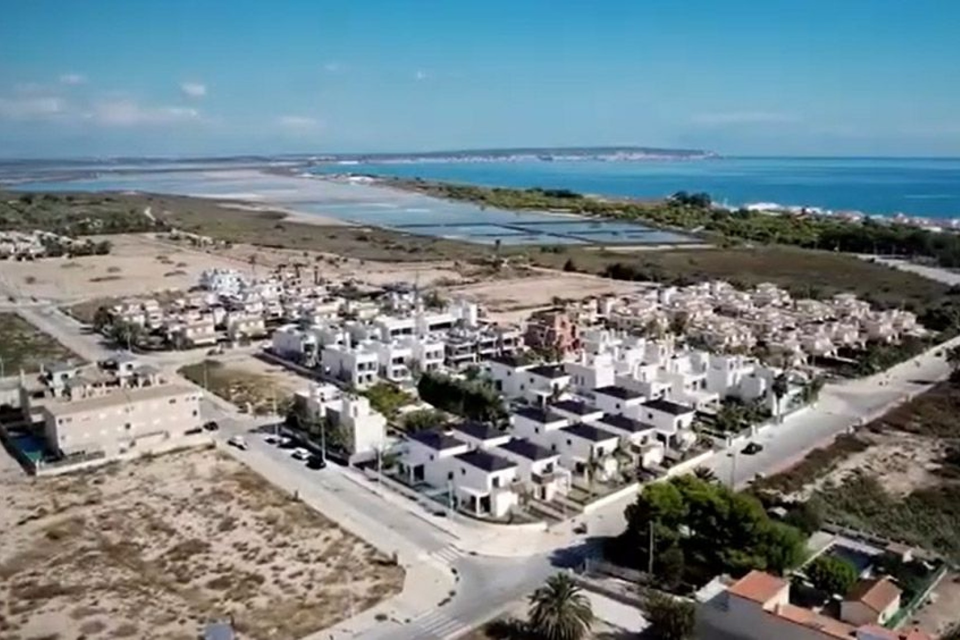 Nueva construcción  - Chalet independiente - Elche - El Pinet 