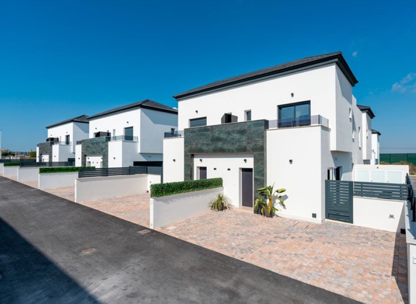 Nueva construcción  - Quad - Gran Alacant