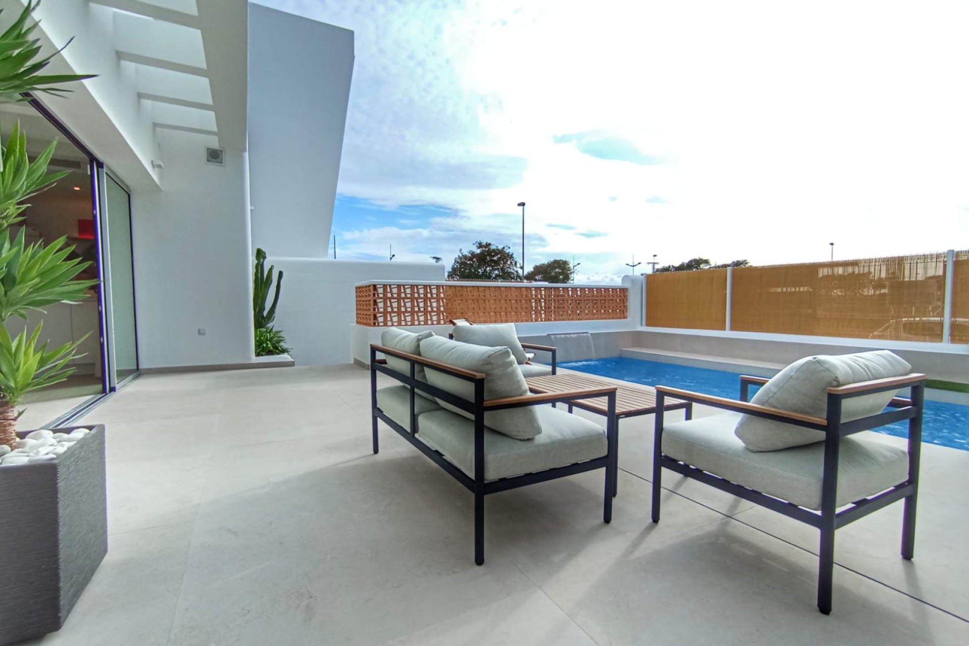 Nueva construcción  - Villa - Dolores