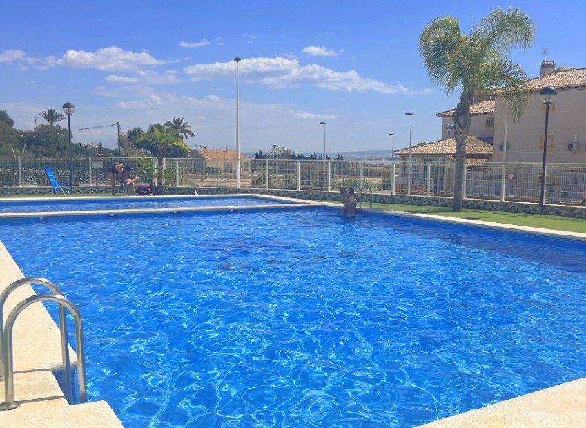 Sale - Apartment - Elche - El Pinet