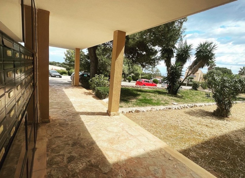 Sale - Apartment - Mallorca - 	Cales de Mallorca 