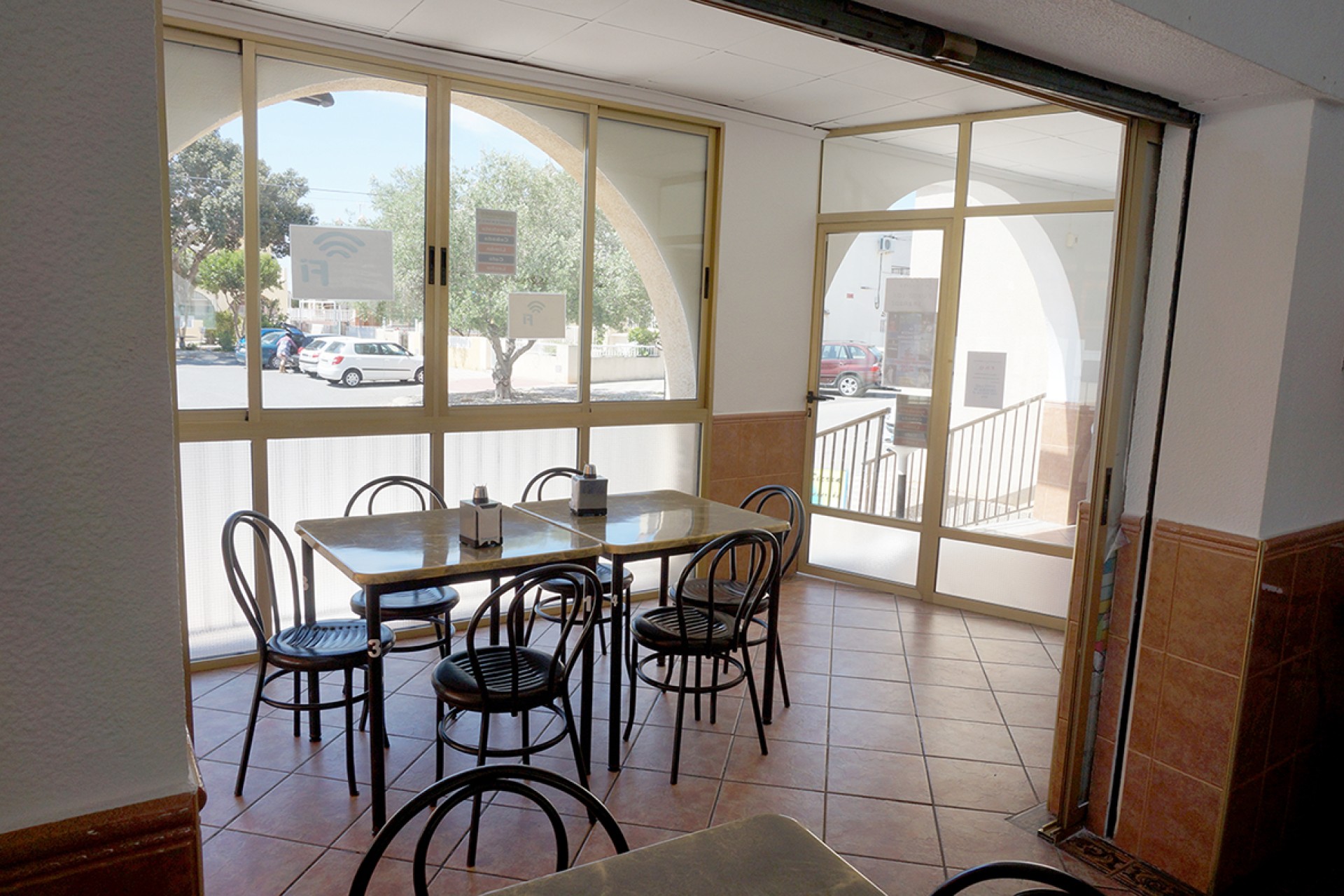 Sale - Commercial - Guardamar del Segura - Urbanization Buenavista