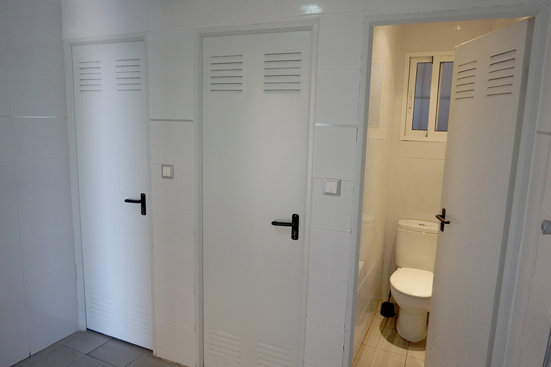 Sale - Commercial - Guardamar del Segura - Urbanization Buenavista