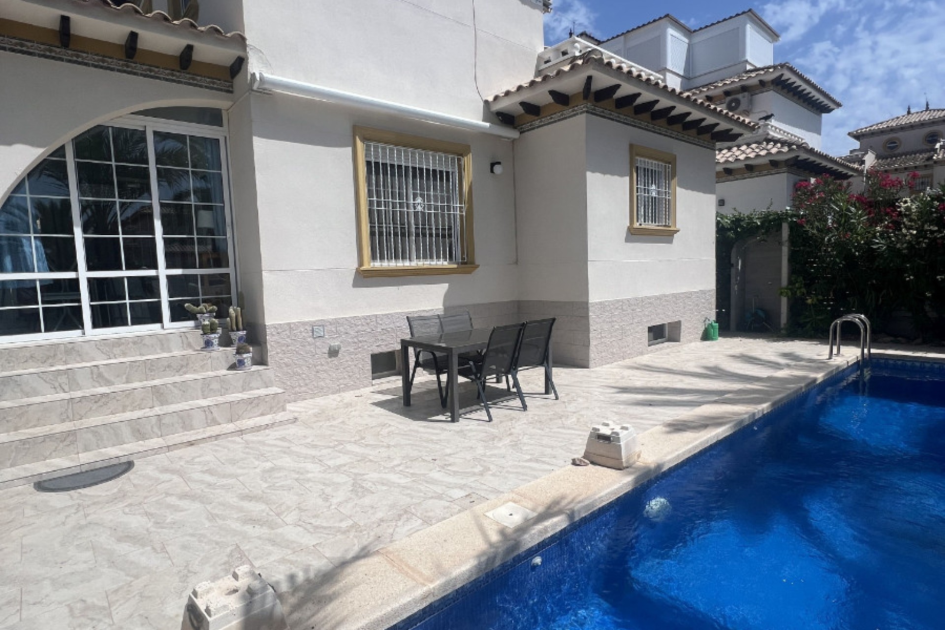 Sale - Detached house - Elche - El Pinet