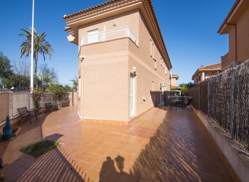 Sale - Detached house - Elche - La Marina
