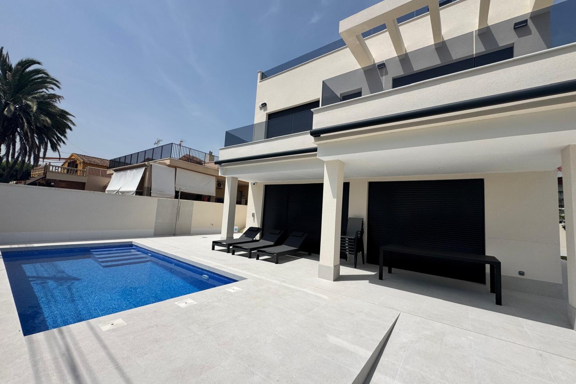 Sale - Detached house - Guardamar del Segura - Urbanization Buenavista