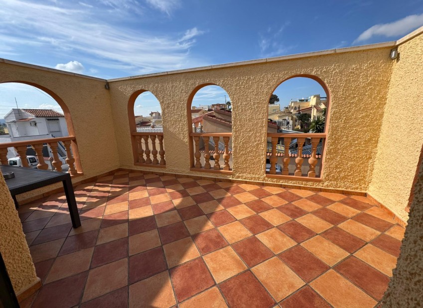 Sale - Detached house - San Fulgencio - Urb. La Marina