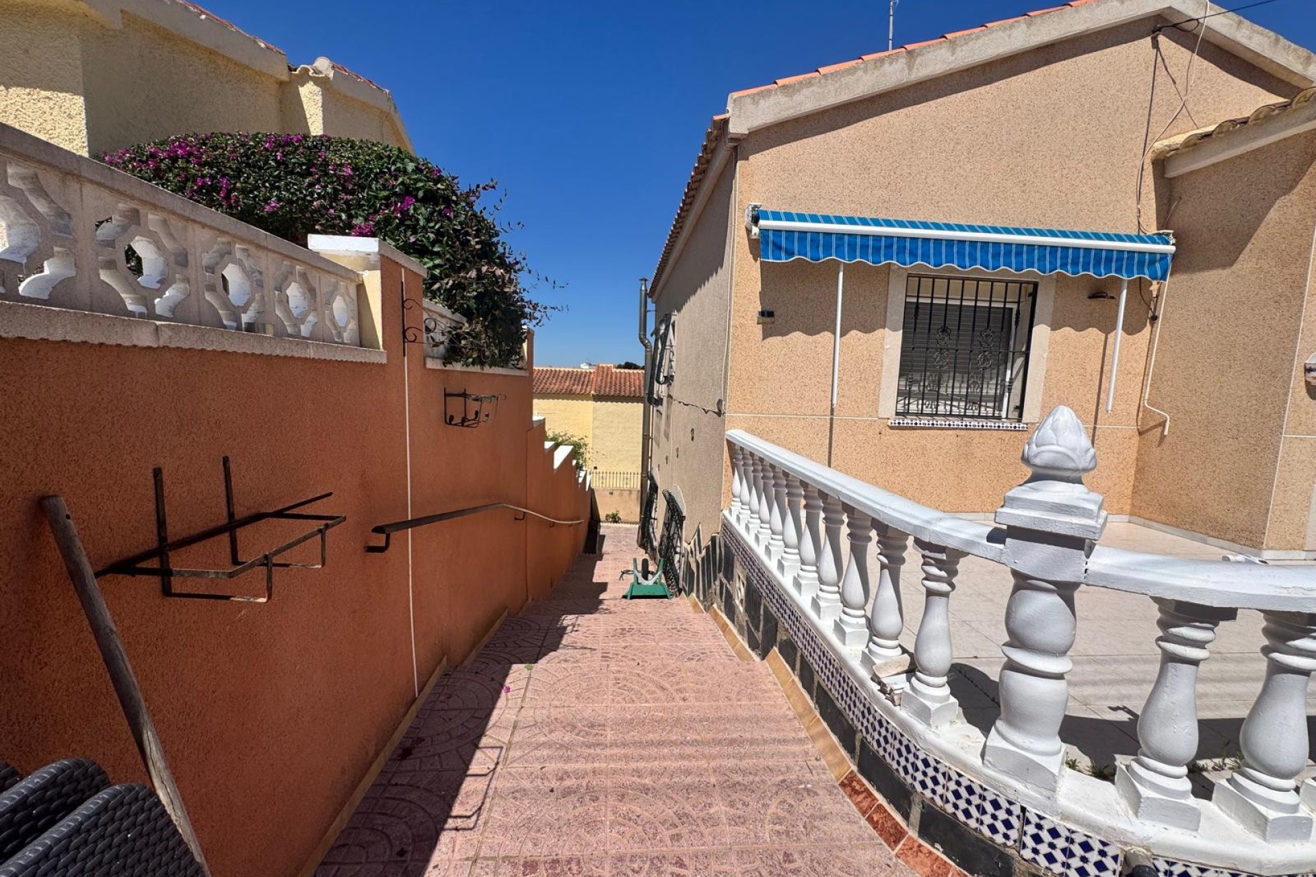 Sale - Detached house - San Fulgencio - Urb. La Marina