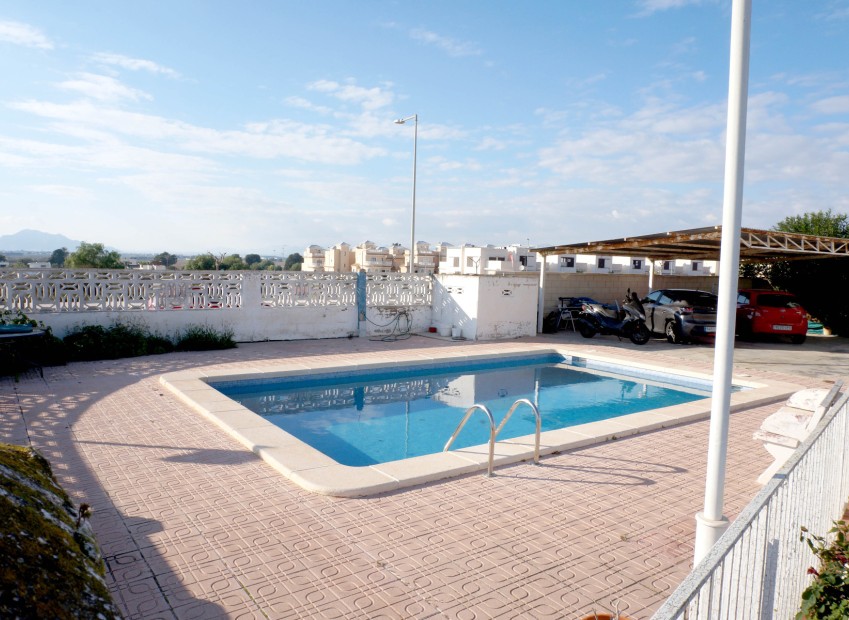 Sale - Detached house - San Fulgencio - Urb. Oasis
