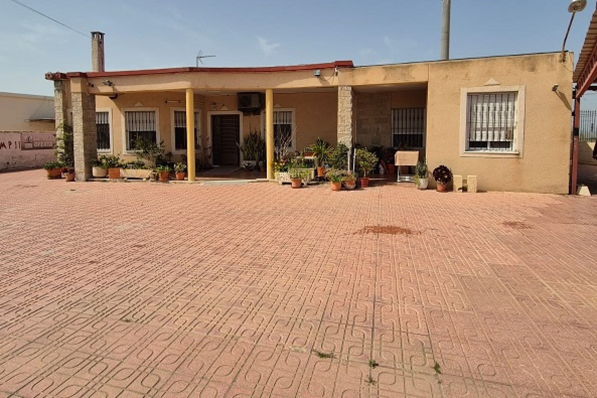 Sale - Einfamilienhaus - Elche - El Pinet 