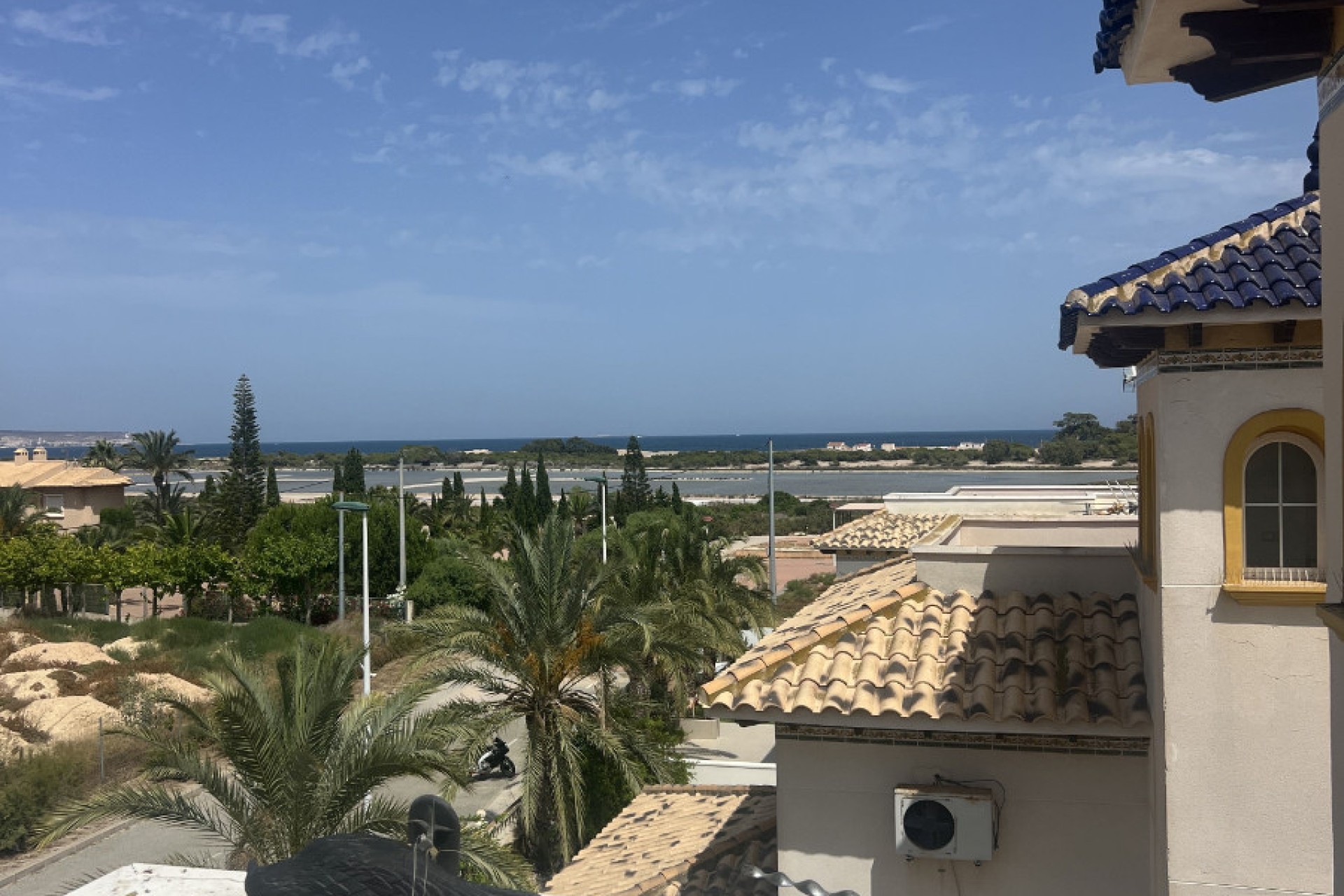 Sale - Einfamilienhaus - Elche - El Pinet 