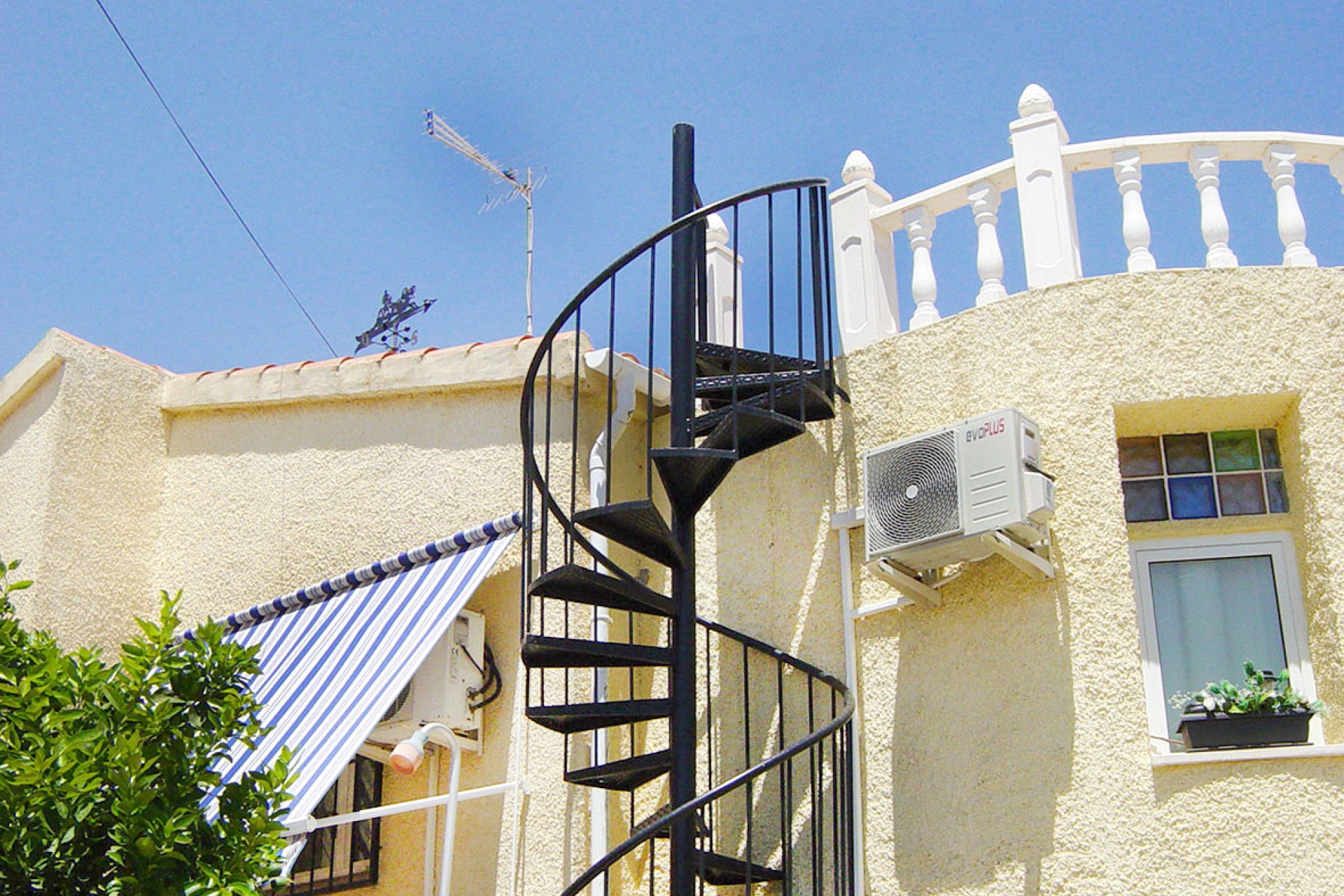 Sale - Einfamilienhaus - San Fulgencio - Urb. La Marina