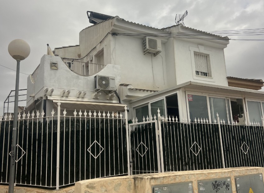 Sale - Reihenhaus - San Fulgencio - Urb. Oasis