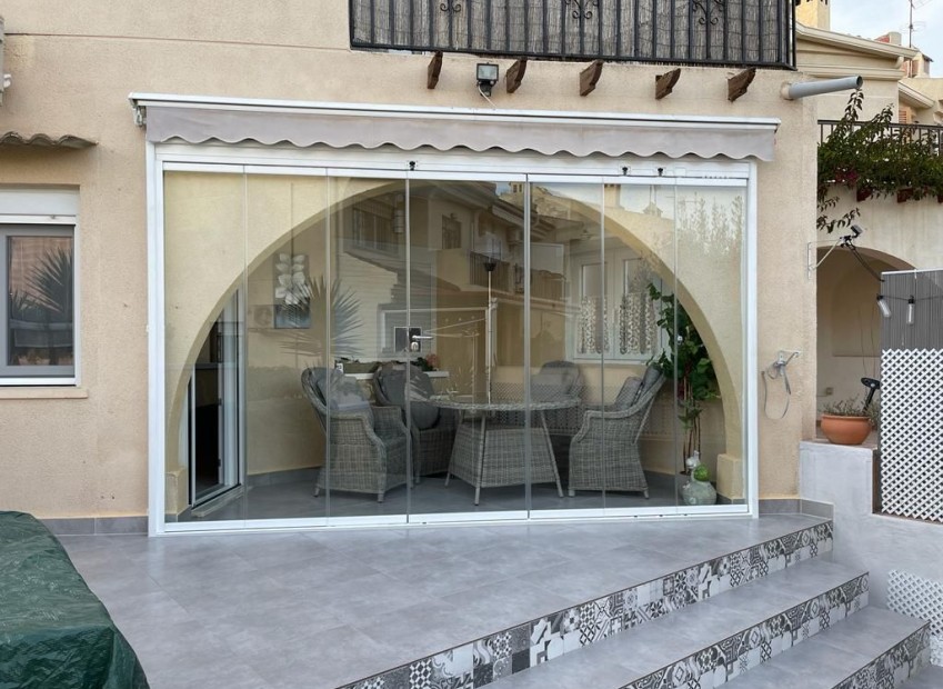 Sale - Terraced house - Guardamar del Segura - Urbanization Buenavista