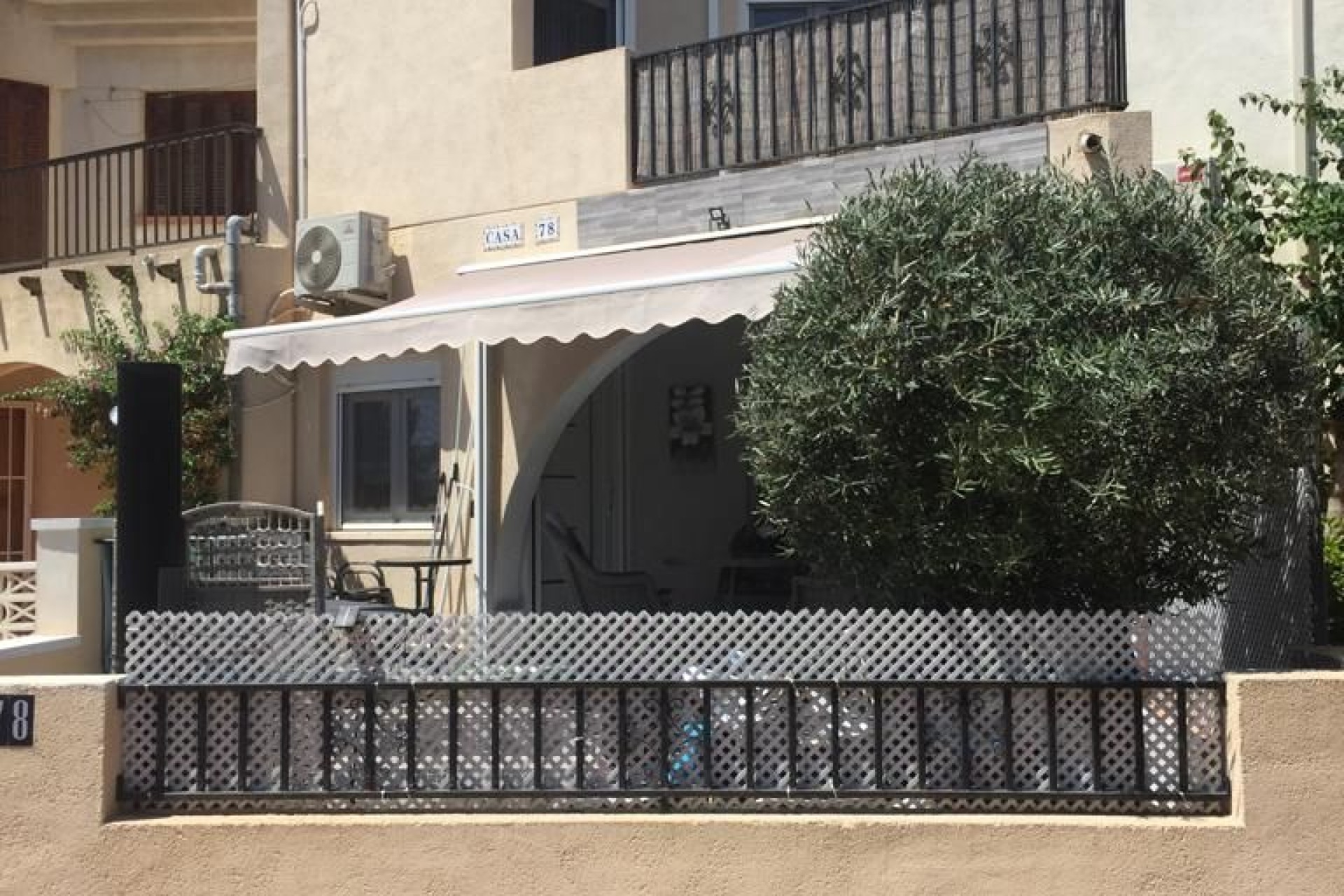 Sale - Terraced house - Guardamar del Segura - Urbanization Buenavista