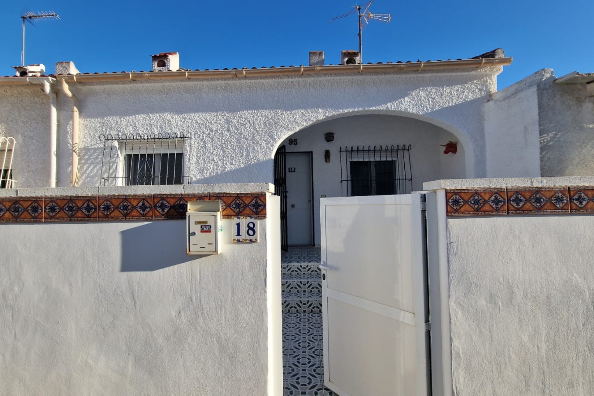Sale - Terraced house - San Fulgencio - Urb. La Marina