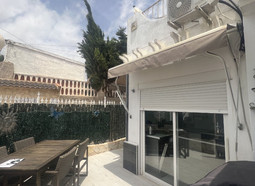 Sale - Terraced house - San Fulgencio - Urb. Oasis