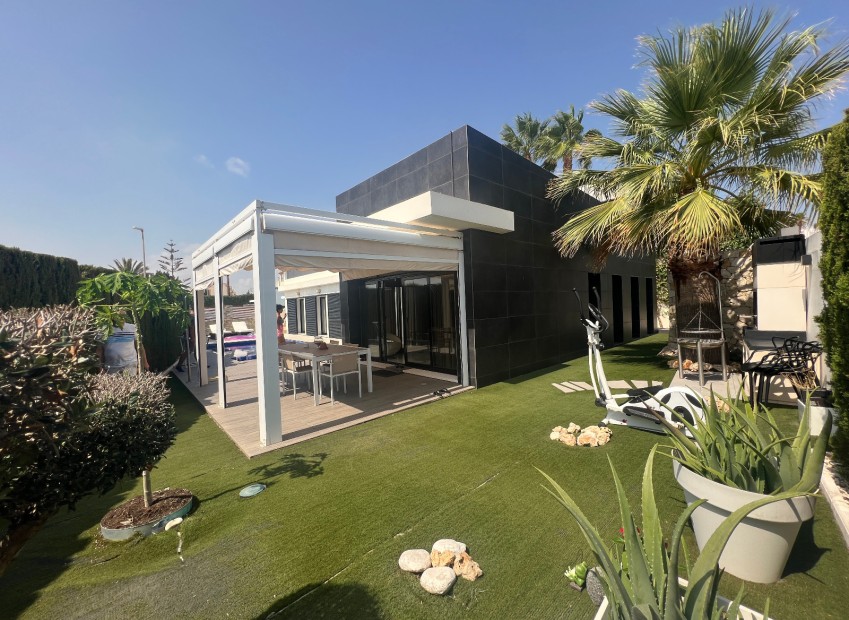 Sale - Villa - San Fulgencio - Urb. La Marina