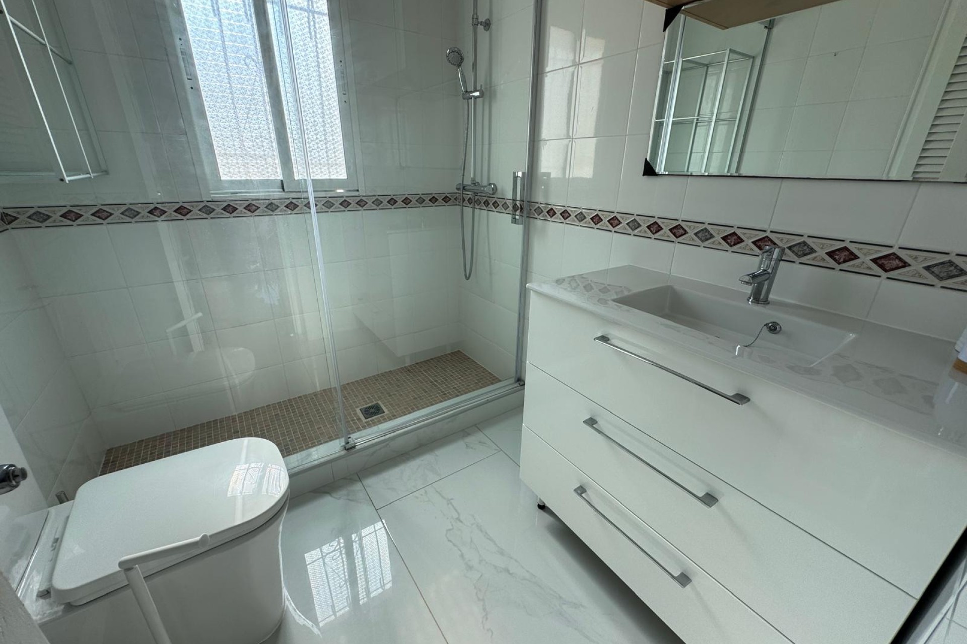 Sale - Villa - Torrevieja - North Torrevieja