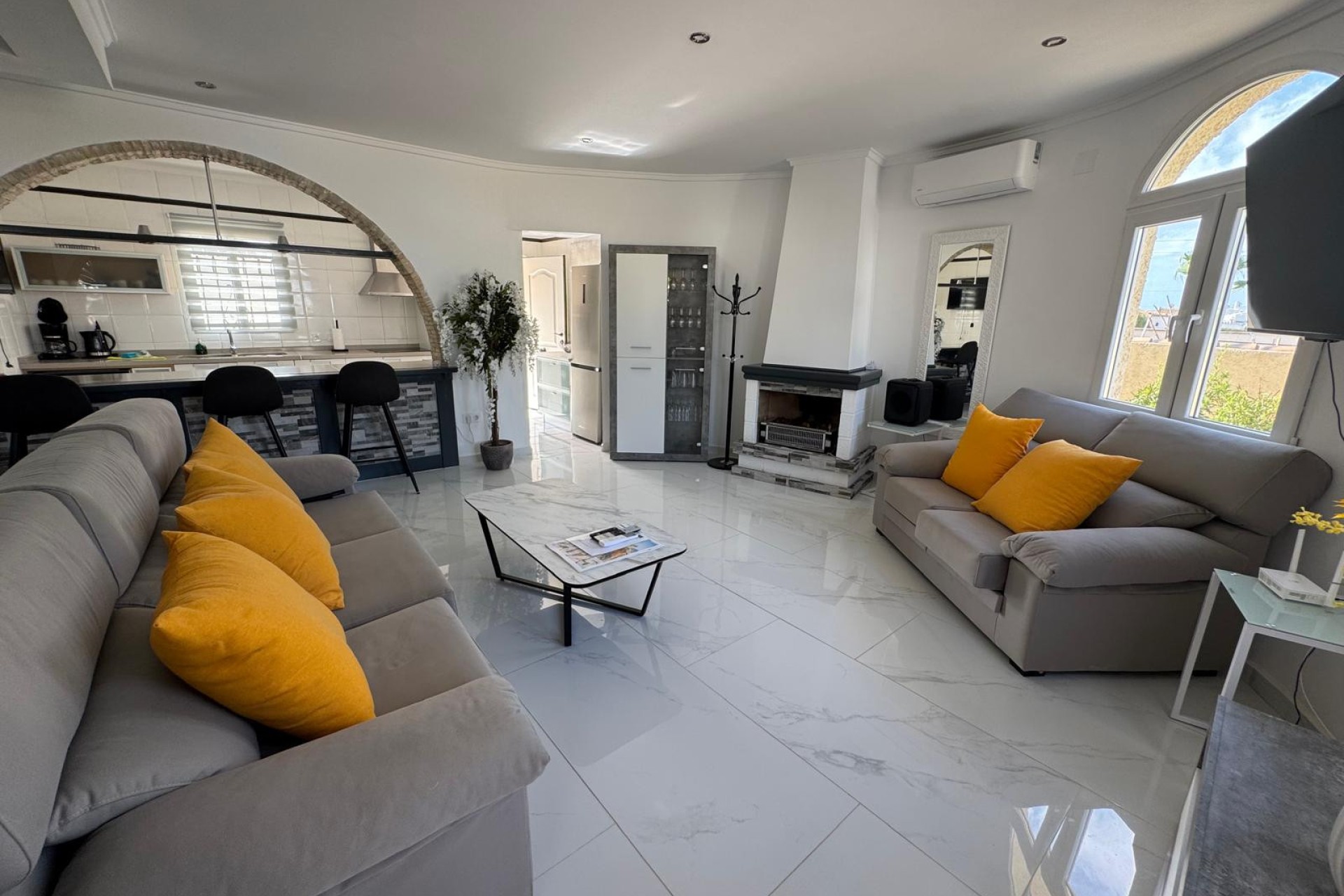 Sale - Villa - Torrevieja - North Torrevieja