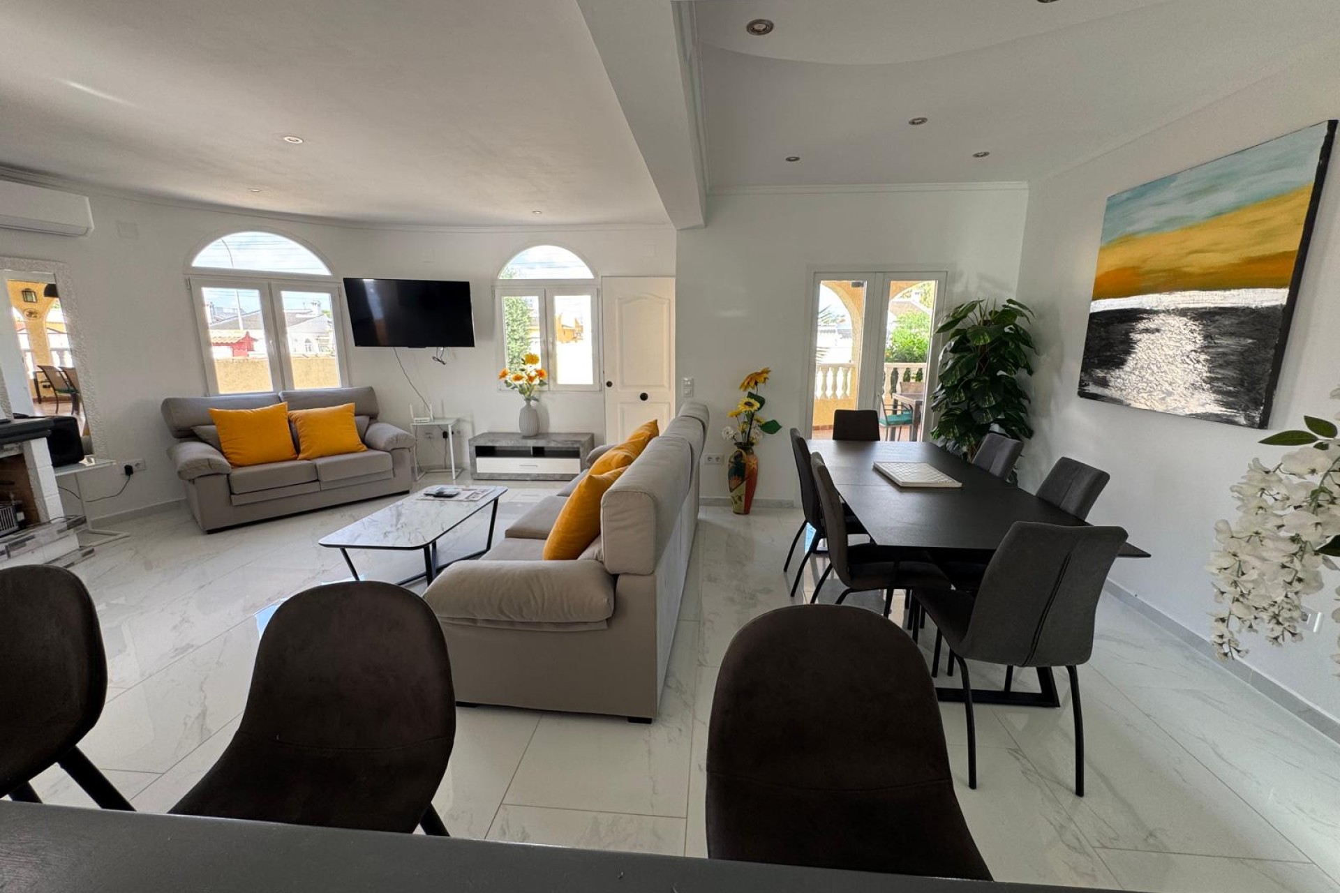 Sale - Villa - Torrevieja - North Torrevieja