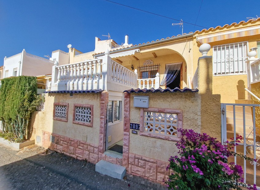 Venta - Casa adosada - San Fulgencio - Urb. La Marina