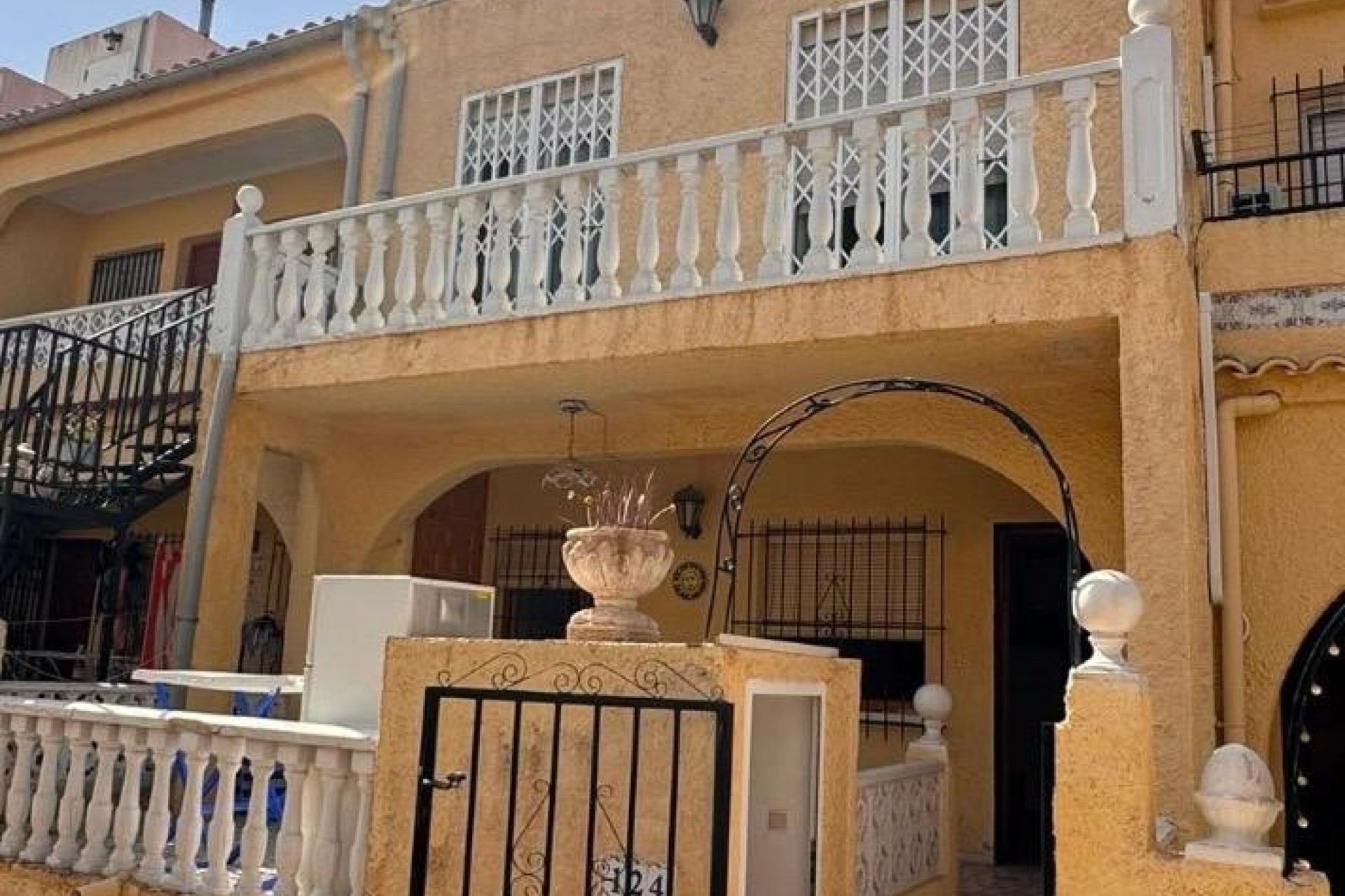 Venta - Casa adosada - San Fulgencio - Urb. La Marina