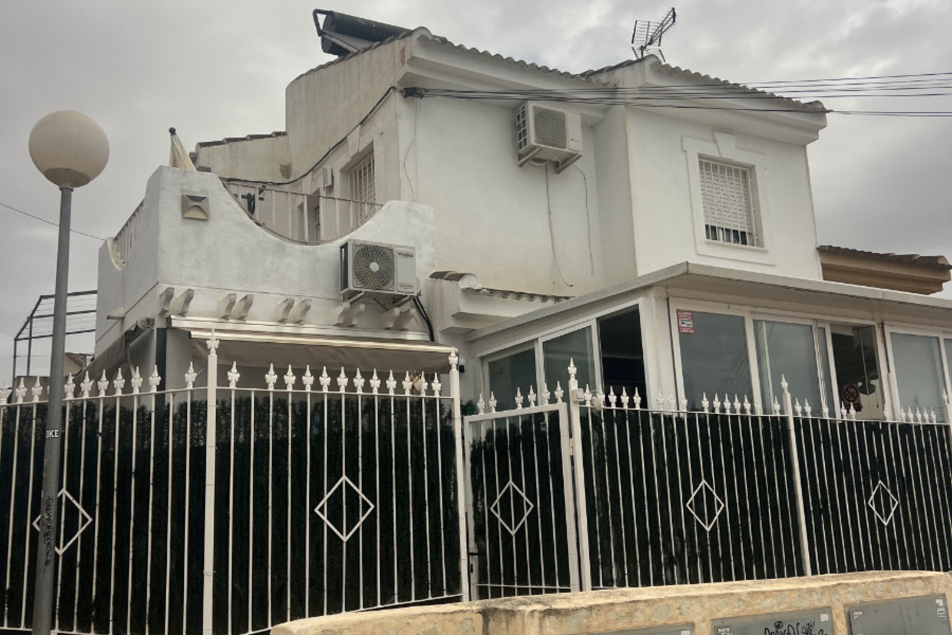 Venta - Casa adosada - San Fulgencio - Urb. Oasis