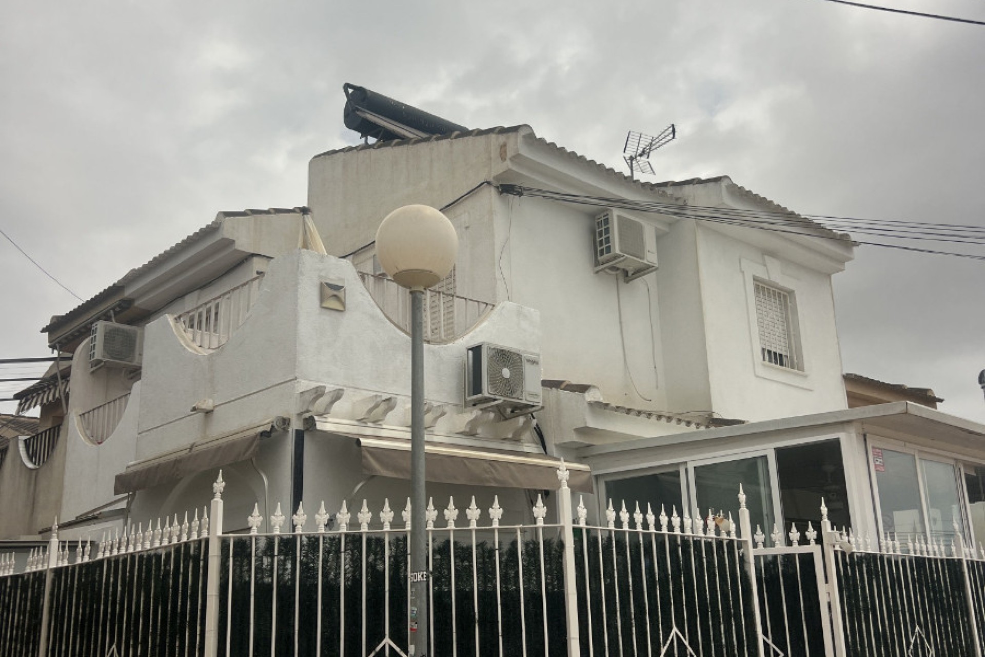 Venta - Casa adosada - San Fulgencio - Urb. Oasis