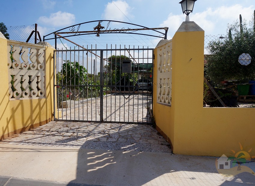 Venta - Casa de campo - San Fulgencio - Urb. Oasis