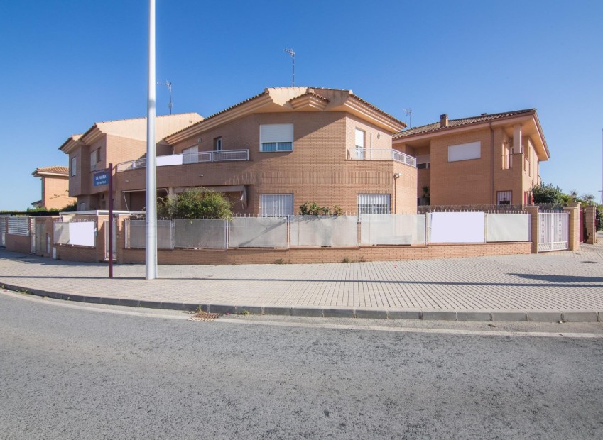 Venta - Chalet independiente - Elche - La Marina