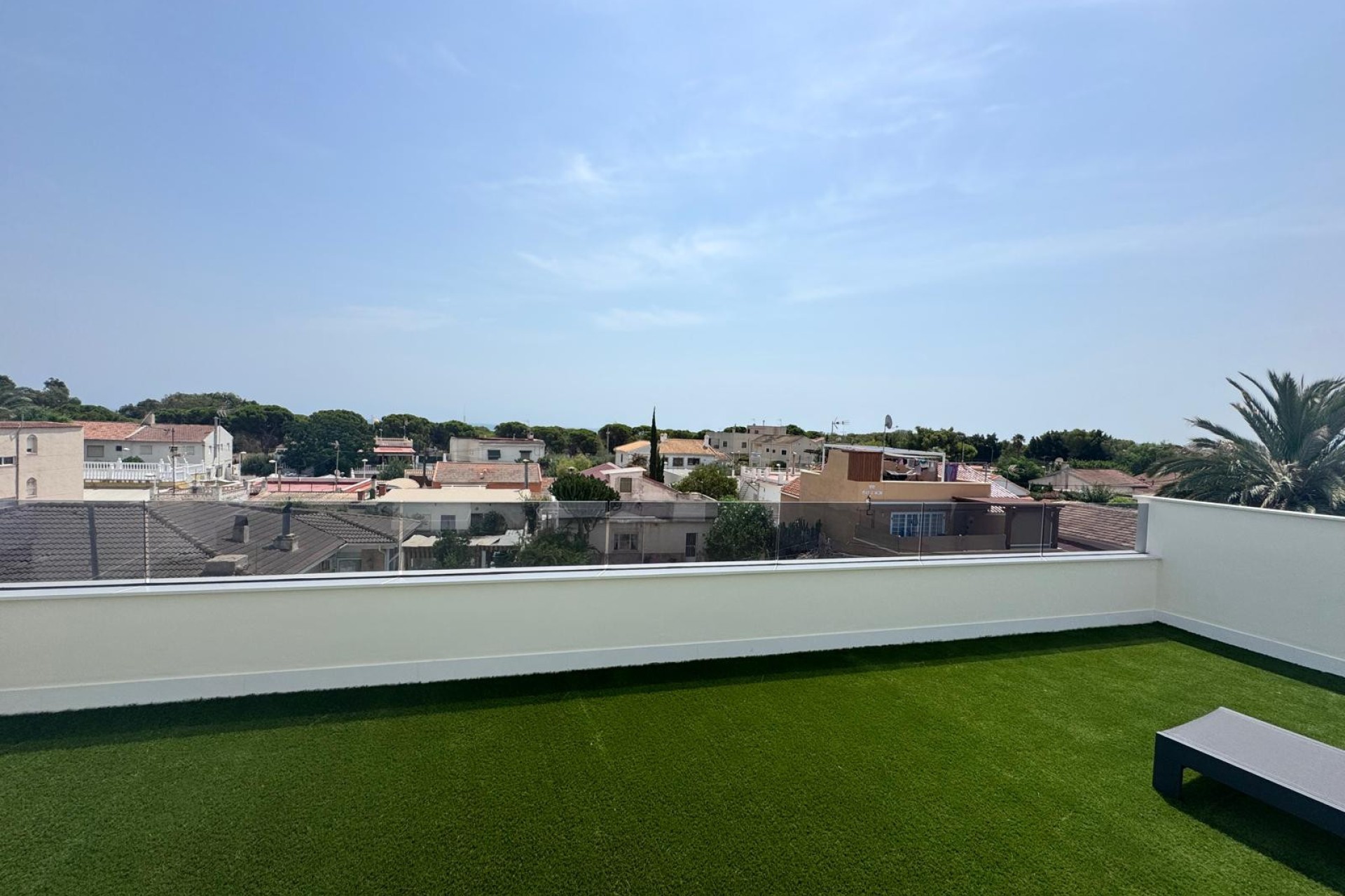 Venta - Chalet independiente - Guardamar del Segura - Urbanización Buenavista