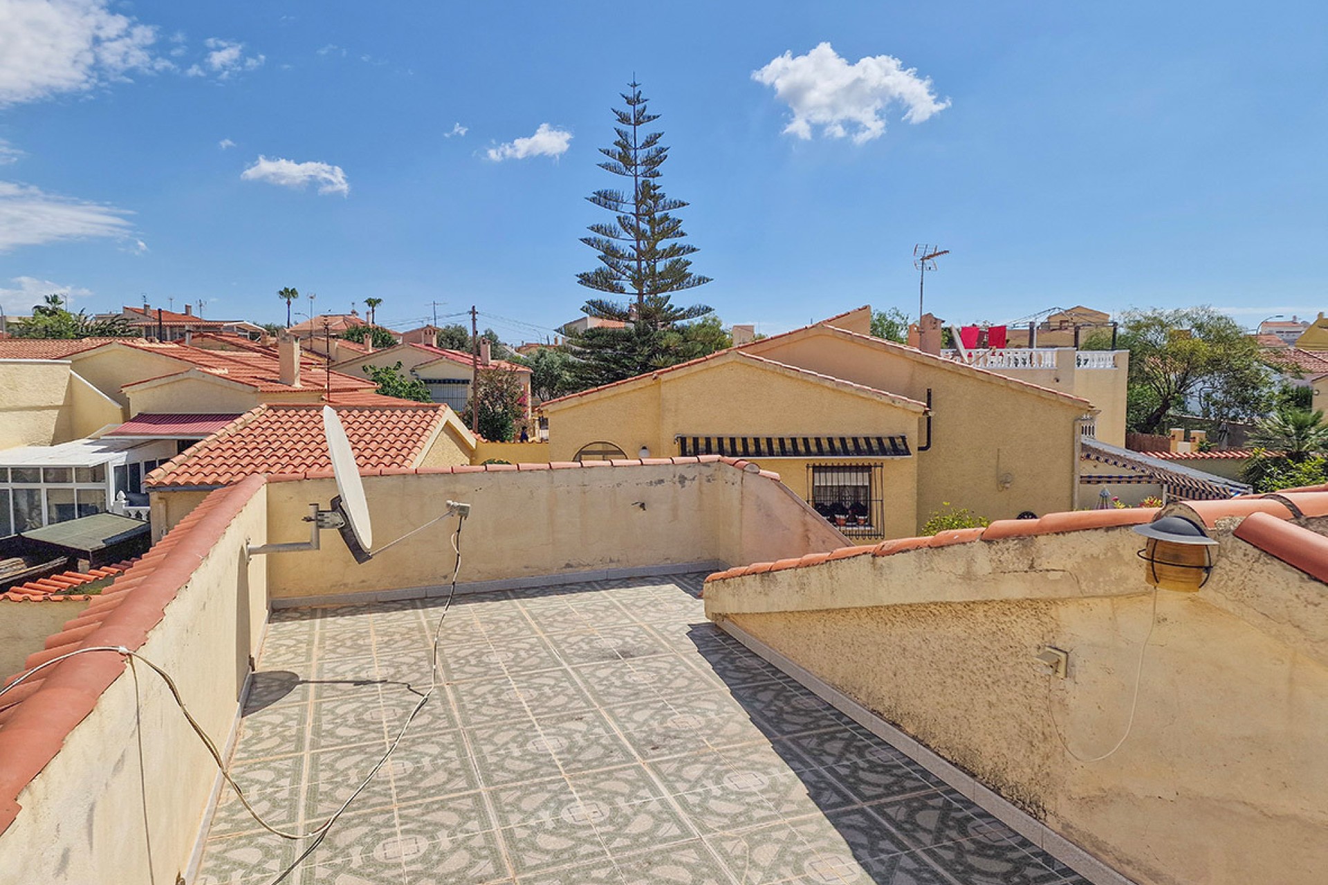 Venta - Chalet independiente - San Fulgencio - Urb. La Marina