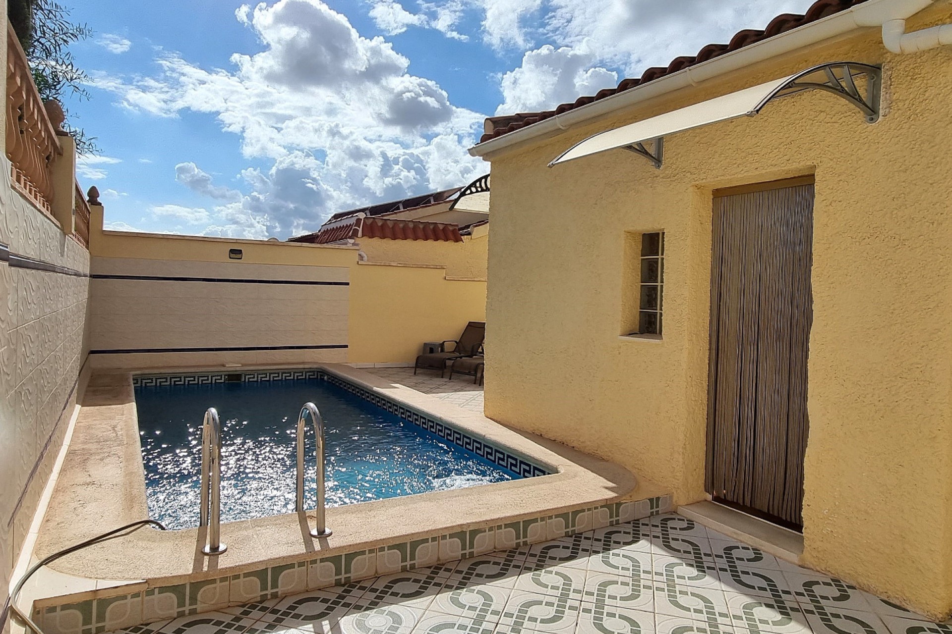 Venta - Chalet independiente - San Fulgencio - Urb. La Marina