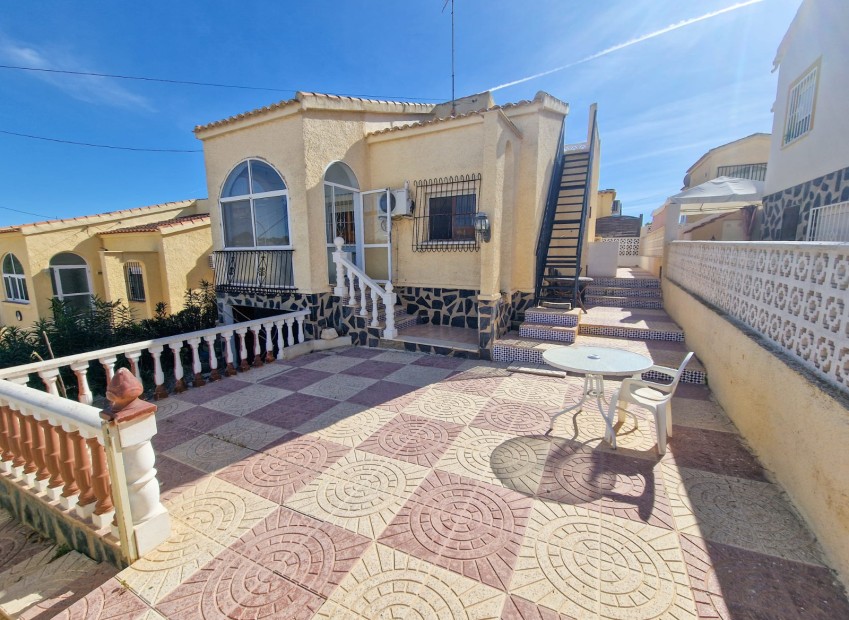 Venta - Chalet independiente - San Fulgencio - Urb. La Marina
