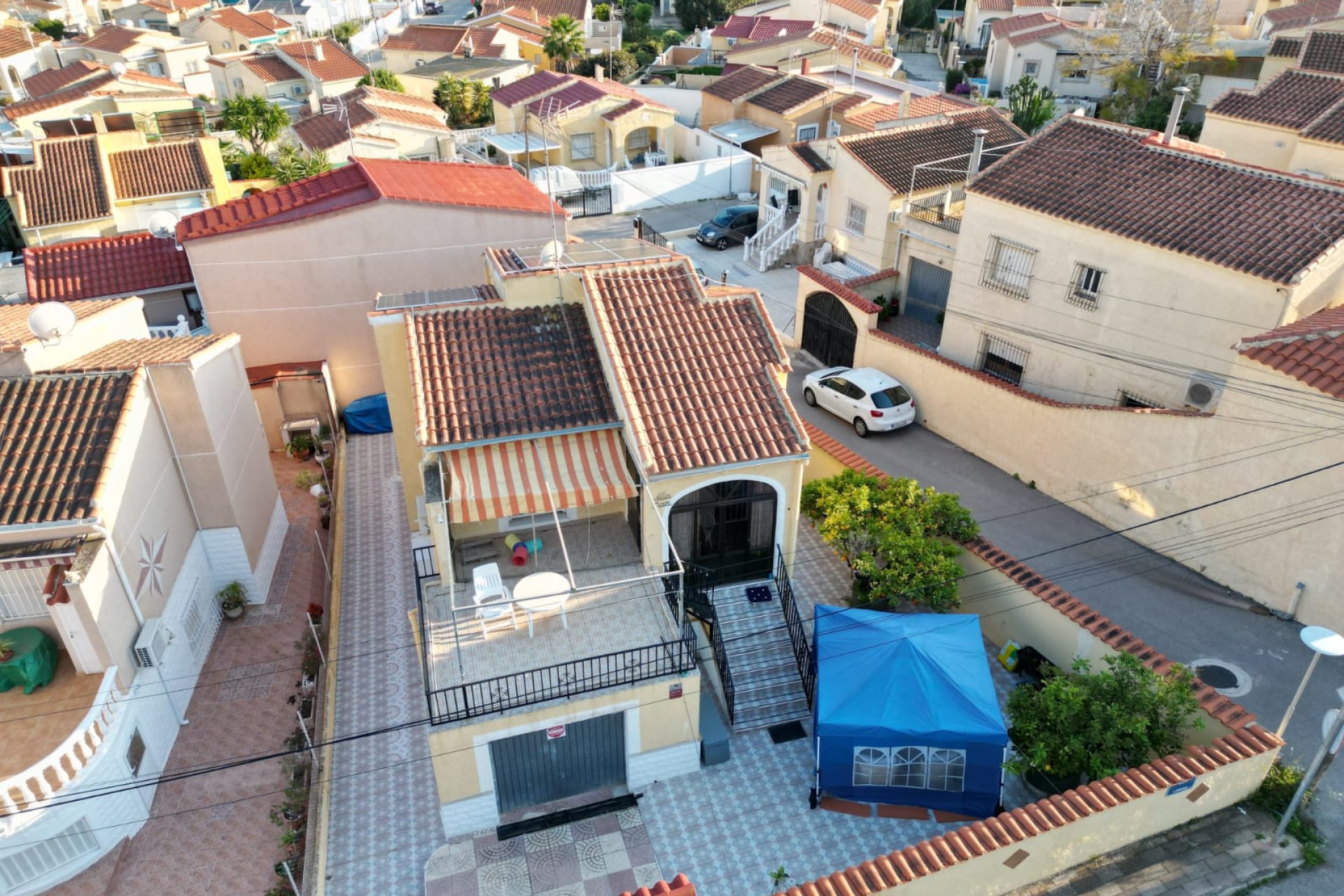 Venta - Chalet independiente - San Fulgencio - Urb. La Marina