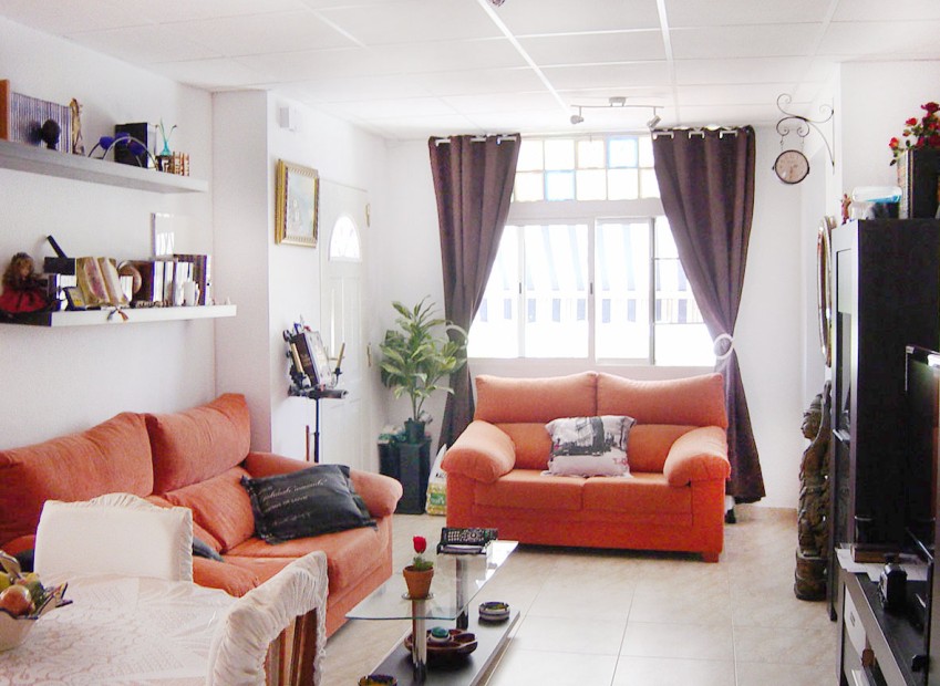 Venta - Chalet independiente - San Fulgencio - Urb. La Marina