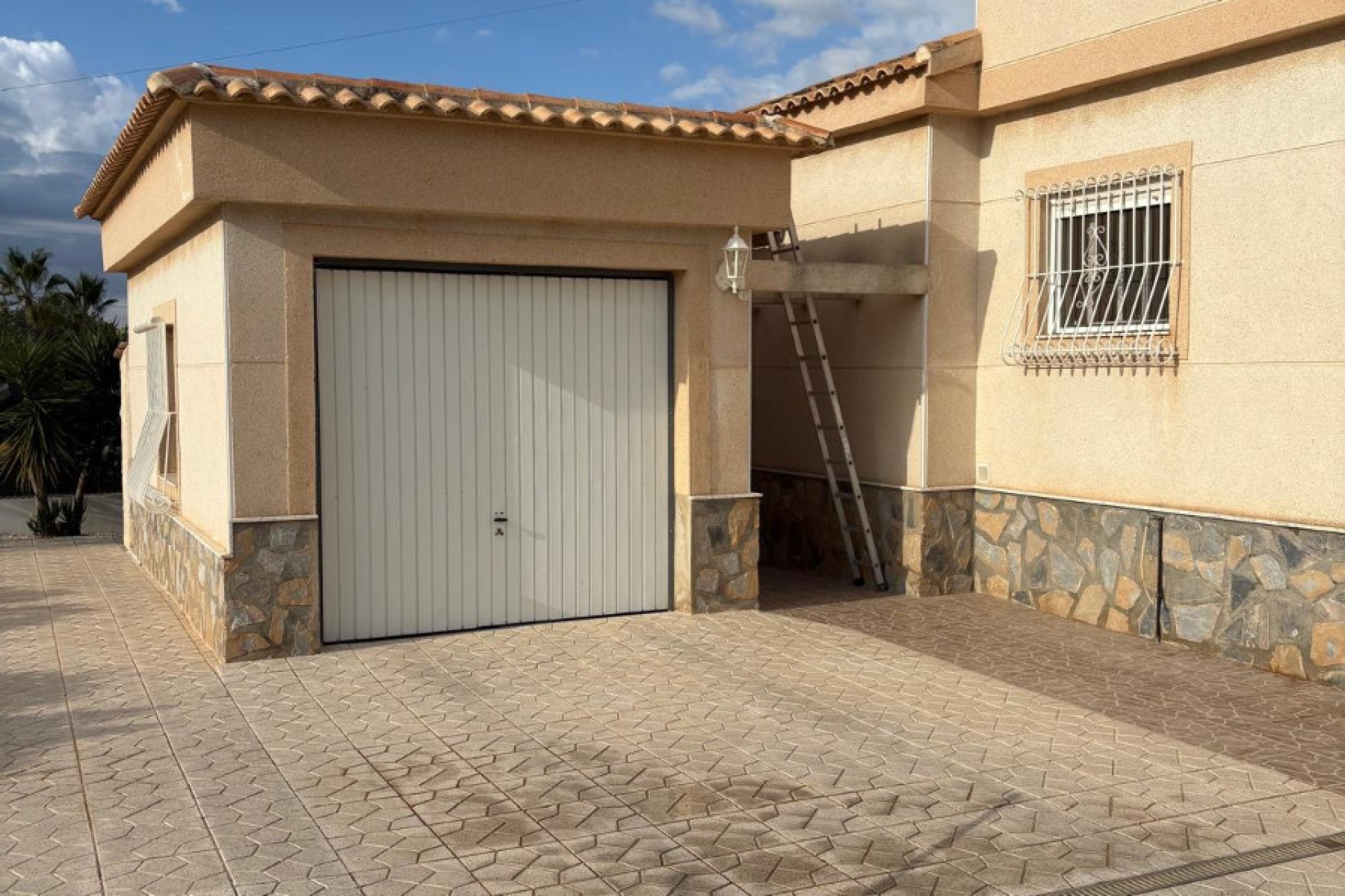 Venta - Chalet independiente - San Fulgencio - Urb. La Marina