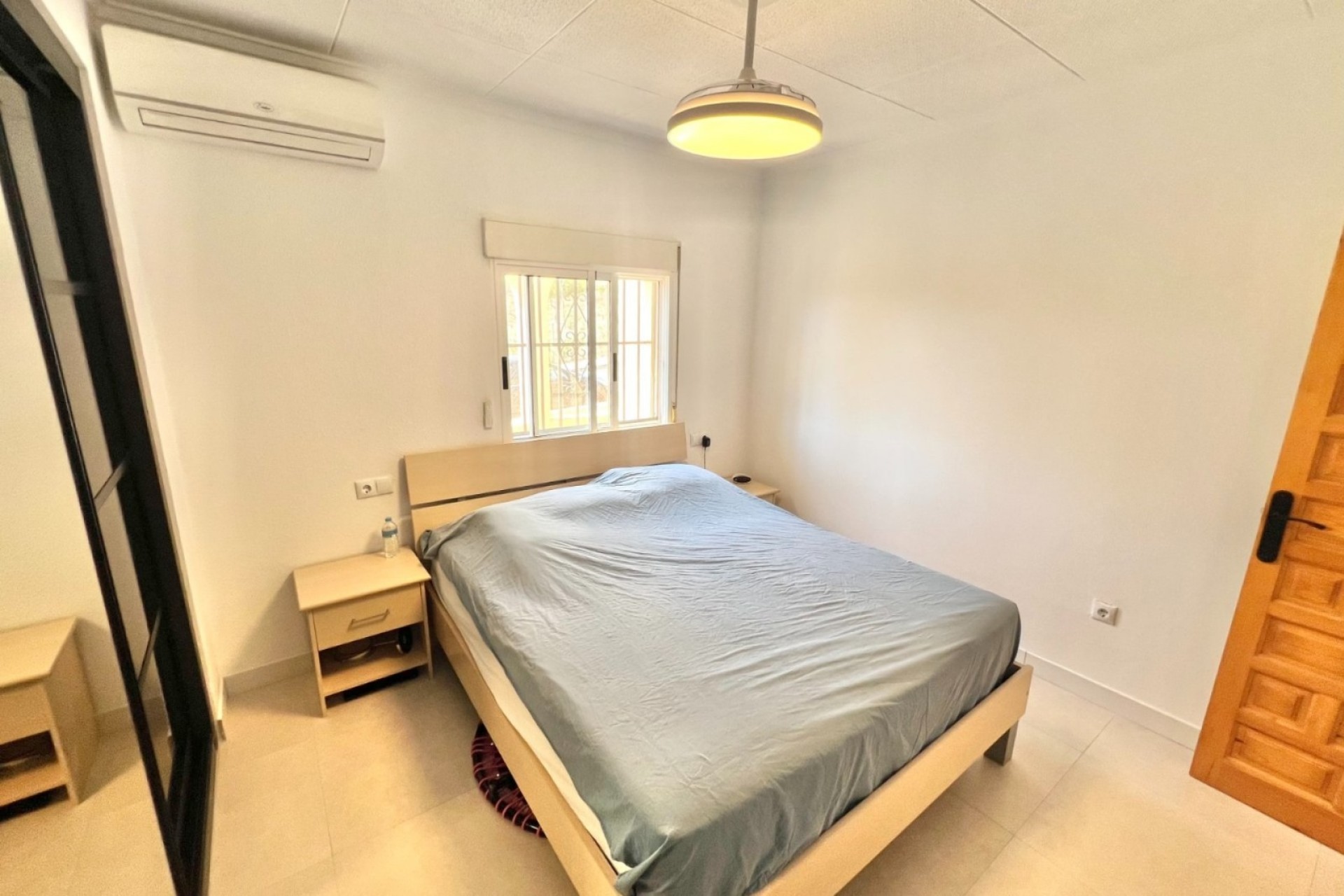 Venta - Chalet independiente - San Fulgencio - Urb. La Marina