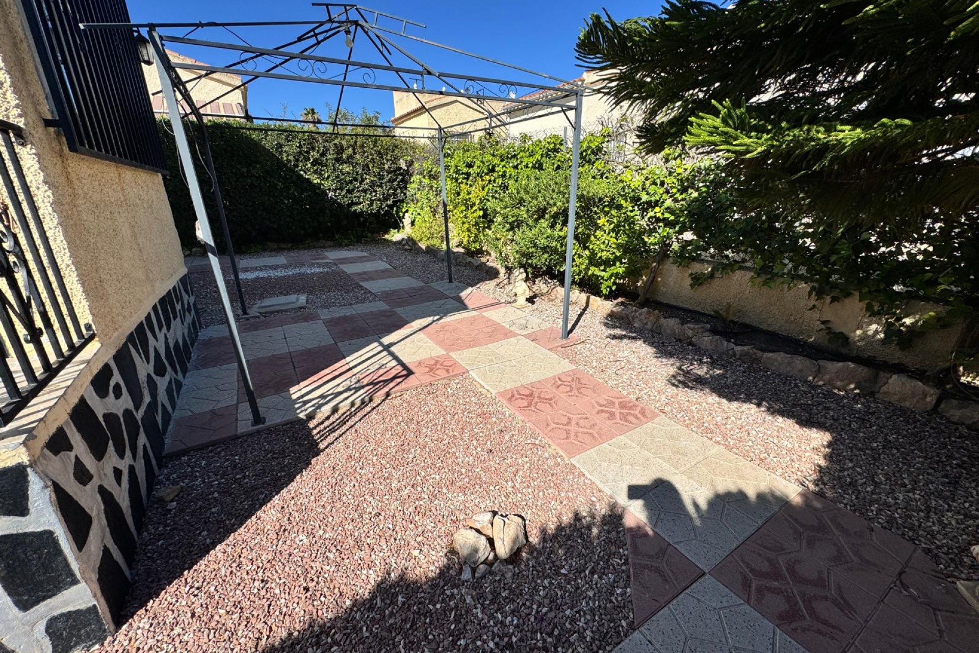 Venta - Chalet independiente - San Fulgencio - Urb. La Marina