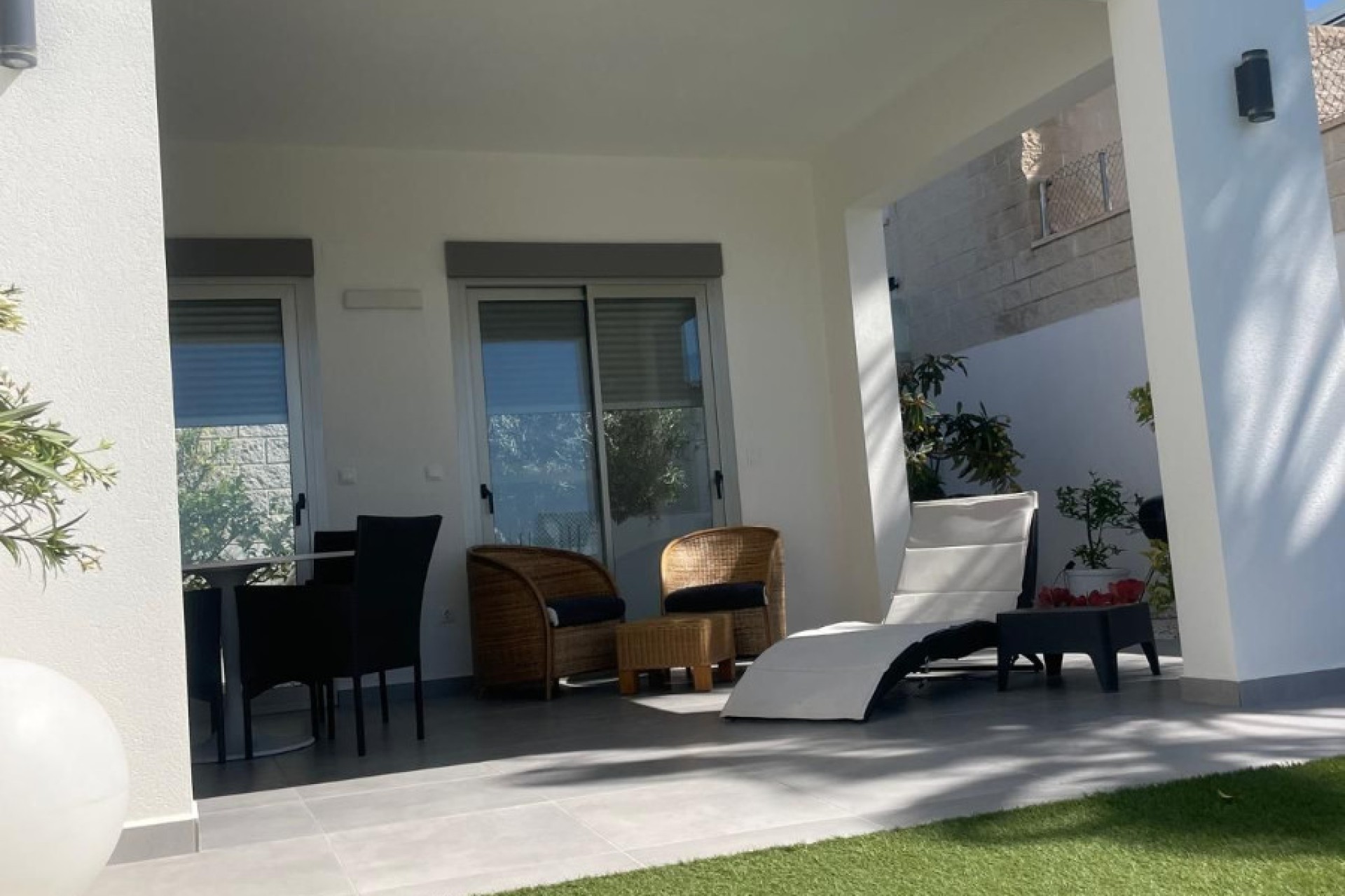 Venta - Chalet independiente - San Fulgencio - Urb. La Marina