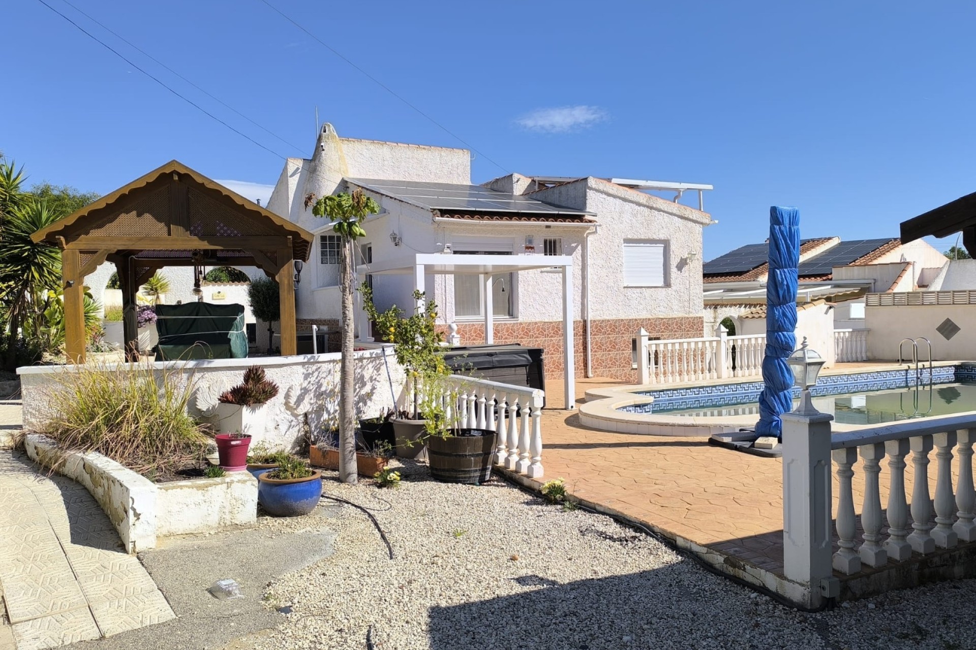Venta - Chalet independiente - San Fulgencio - Urb. La Marina