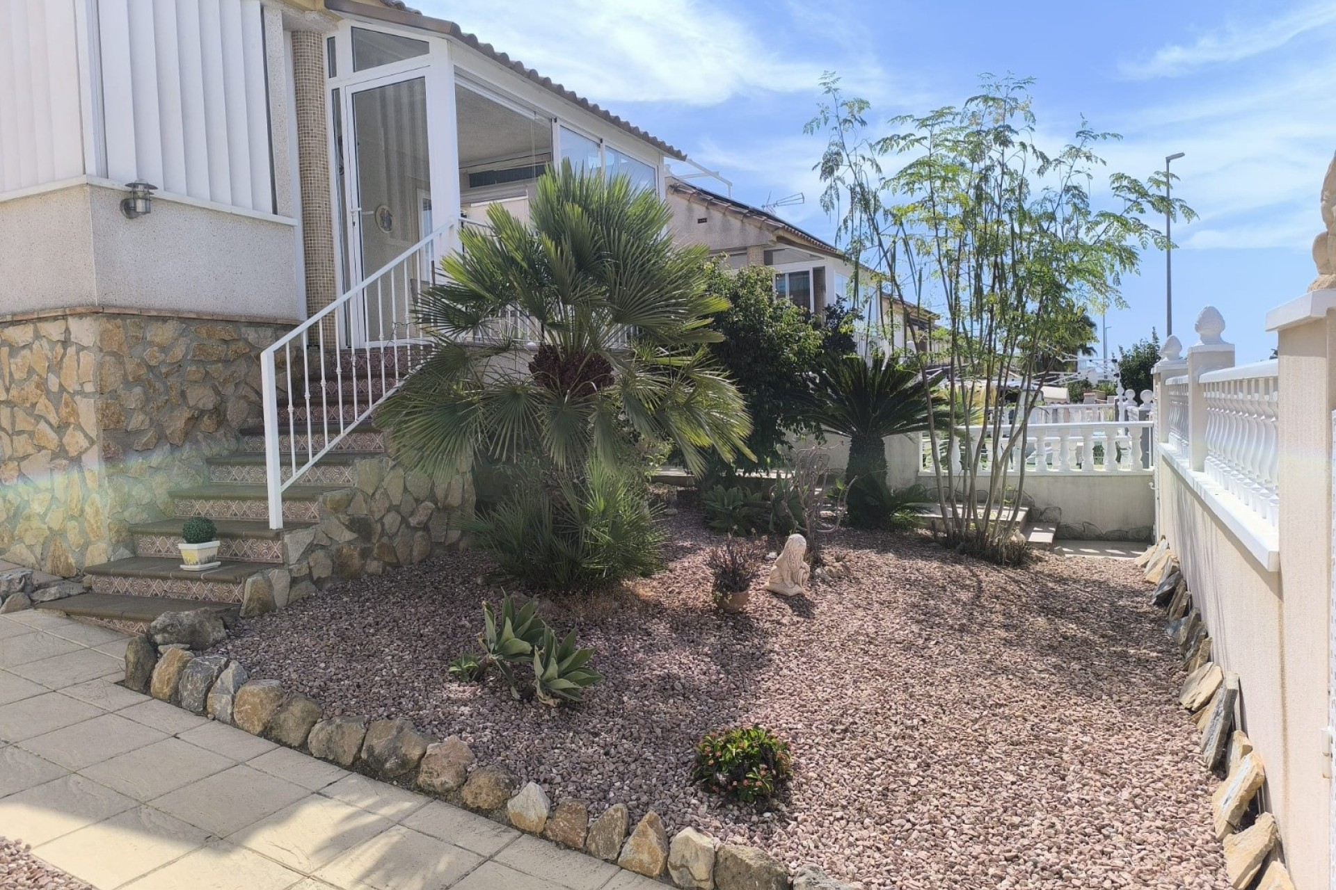 Venta - Chalet independiente - San Fulgencio - Urb. La Marina