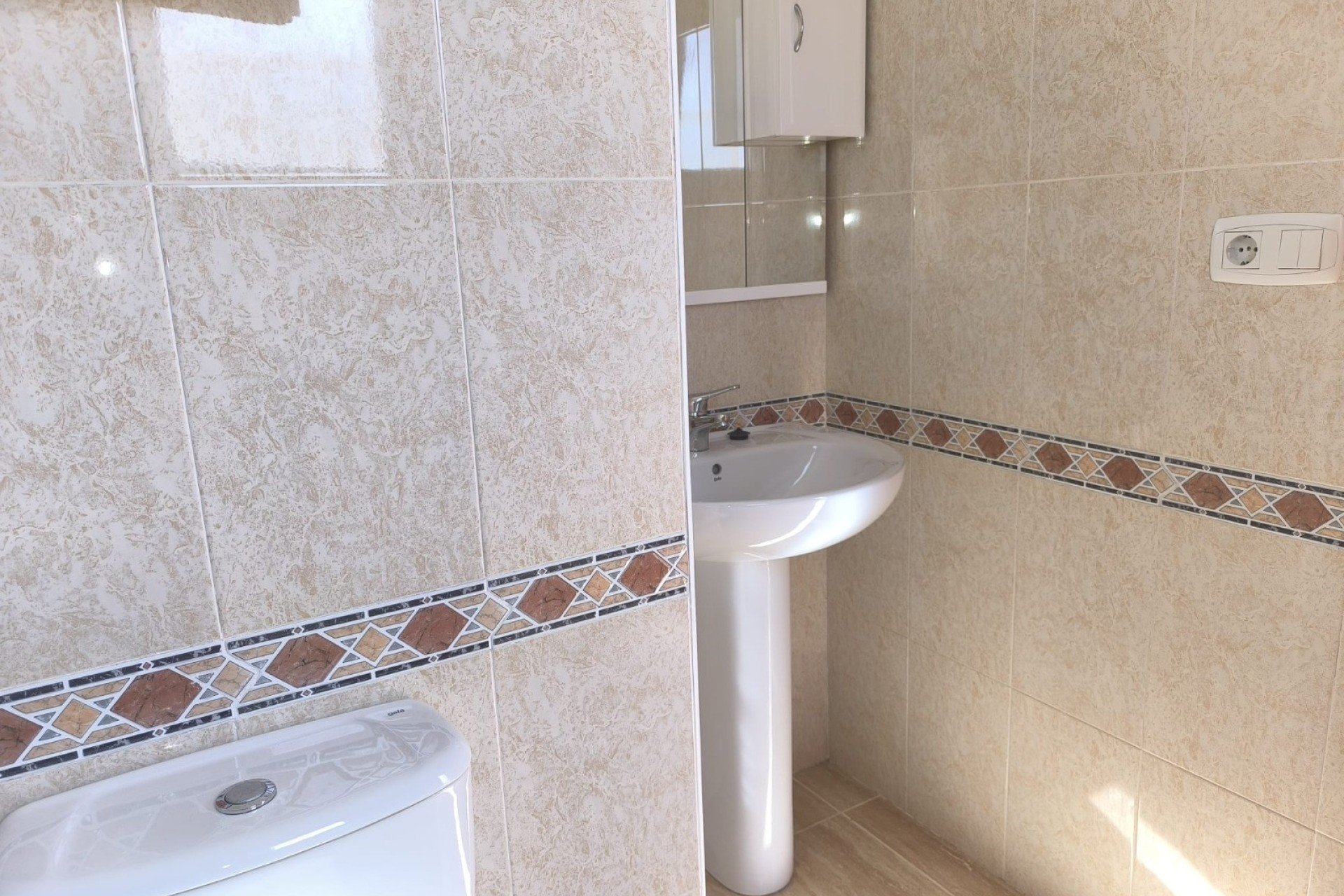 Venta - Chalet independiente - San Fulgencio - Urb. La Marina