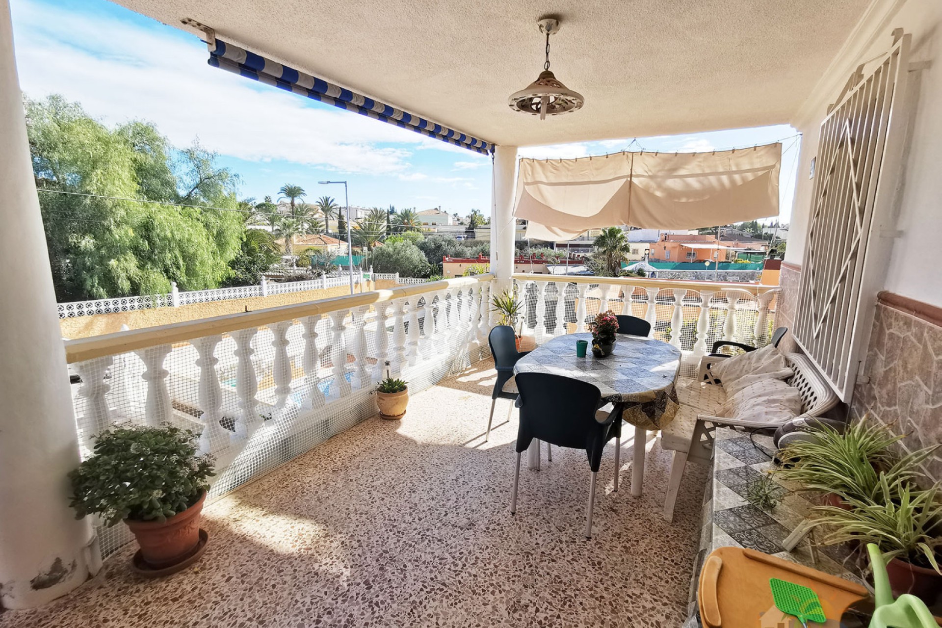 Venta - Chalet independiente - San Fulgencio - Urb. Oasis