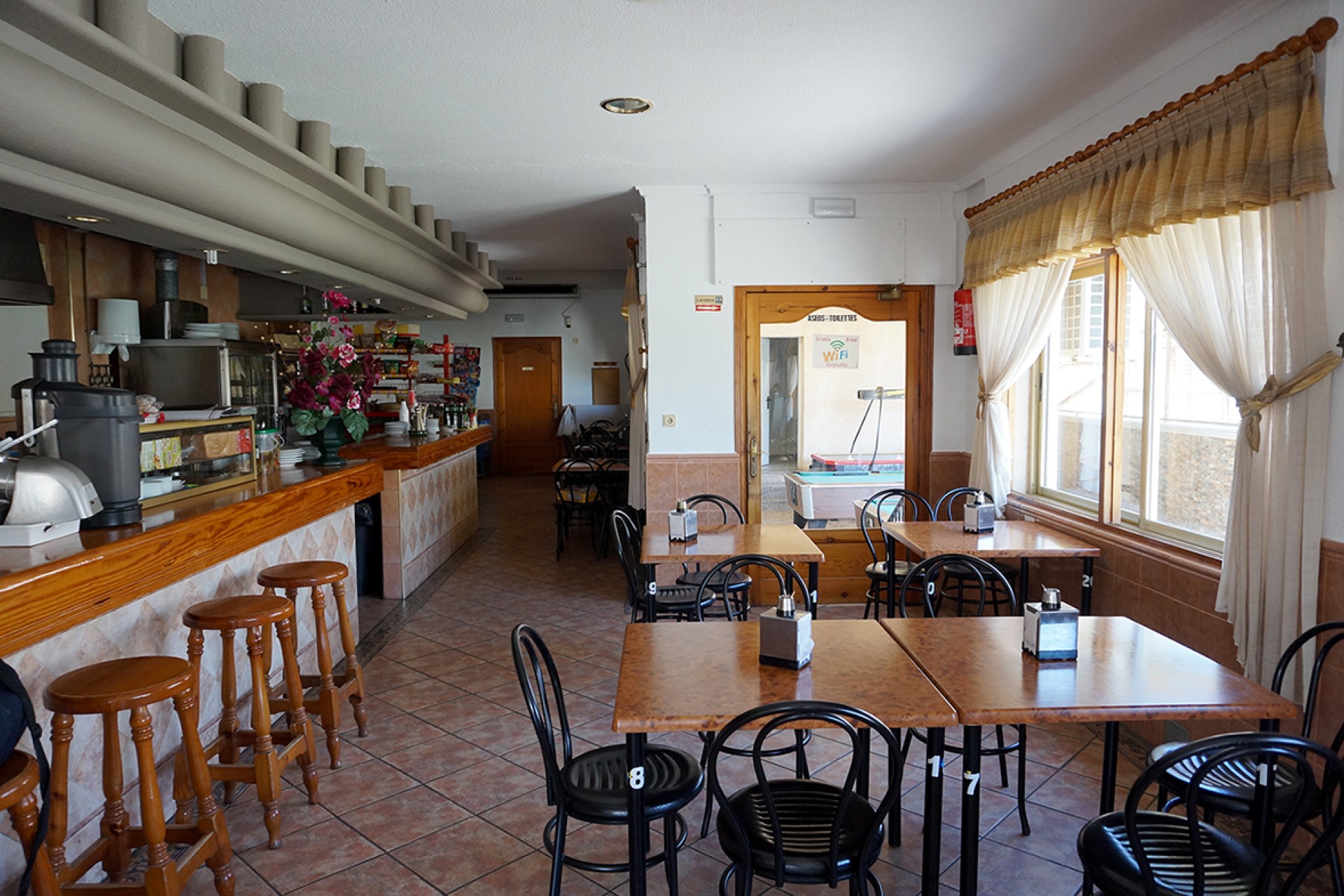 Venta - Comercial - Guardamar del Segura - Urbanización Buenavista