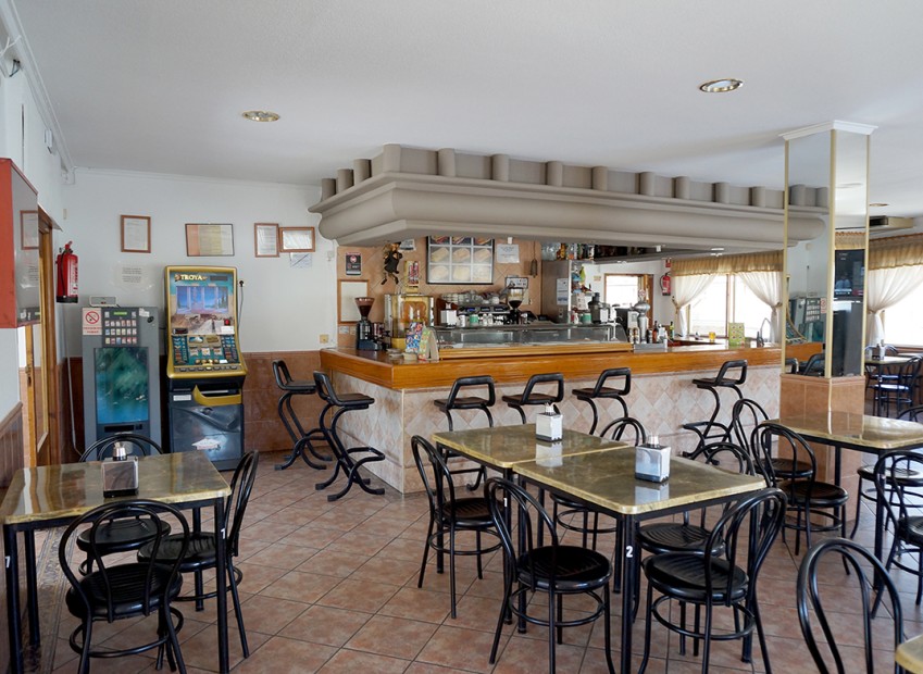 Venta - Comercial - Guardamar del Segura - Urbanización Buenavista