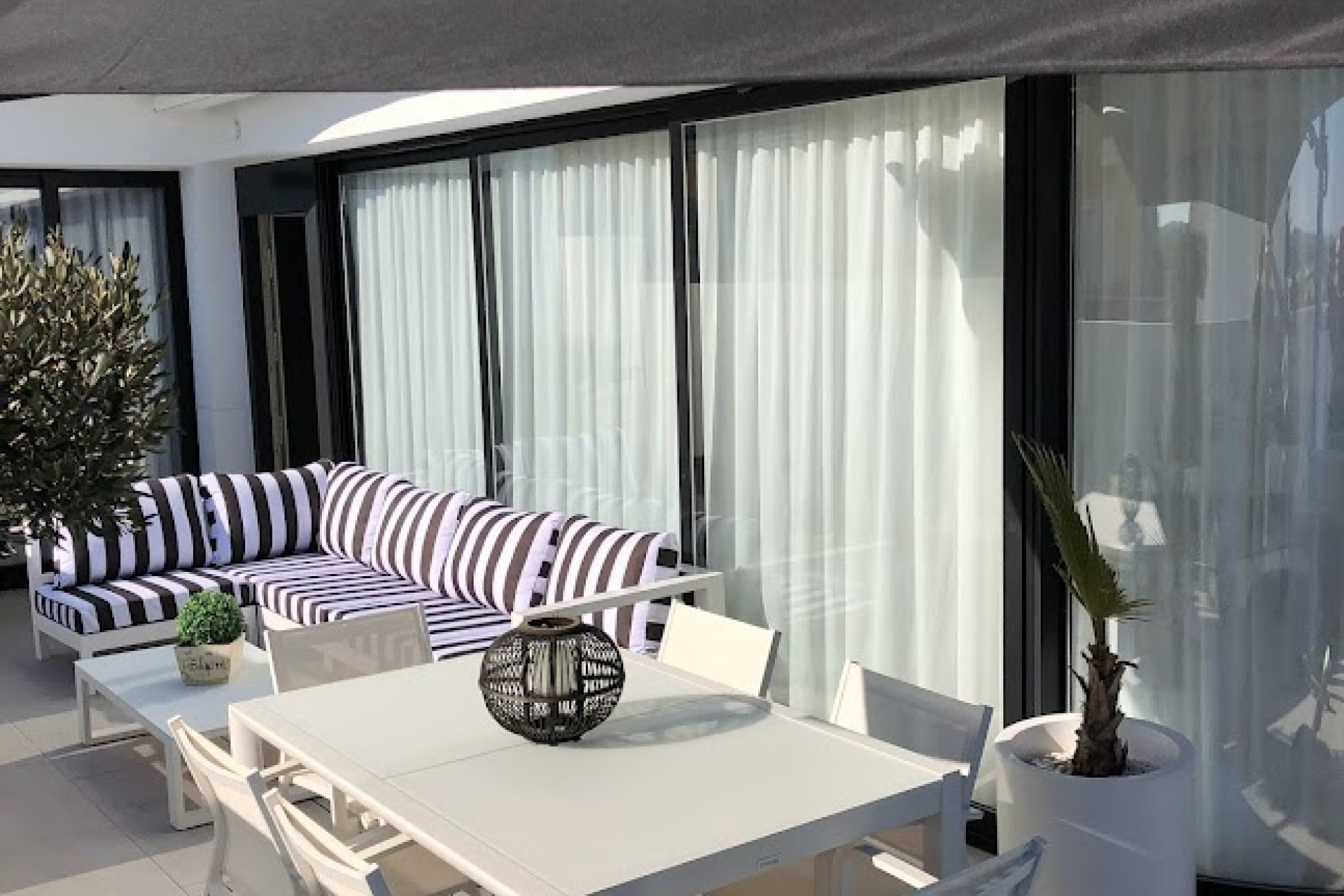 Venta - Villa de lujo  - San Fulgencio - Urb. La Marina